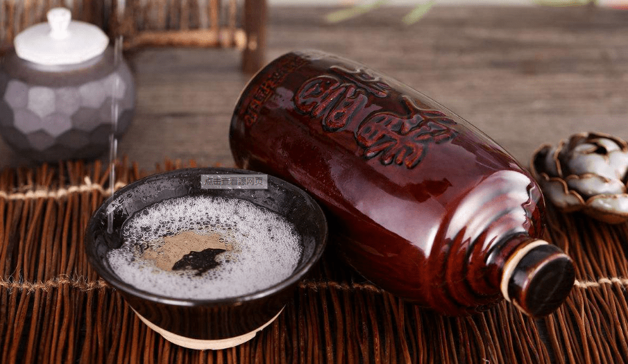 茅台增长低速却仍是行业楚翘，背后的原因是？